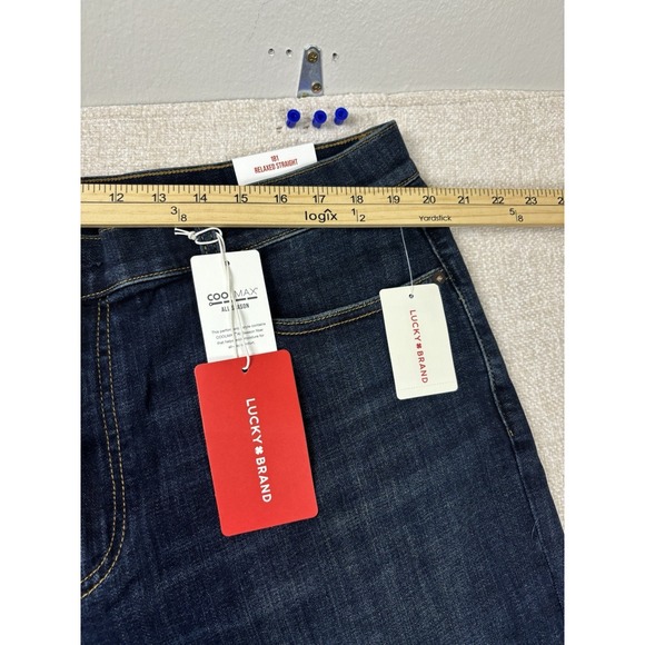 Lucky Brand Mens Relaxed Straight Jeans Size 38x30 Blue - Picture 6 of 9